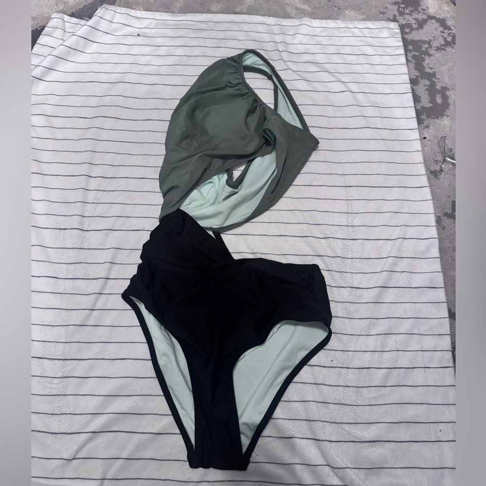 ‼️SOLD‼️Cupshe Serene Colorblock One-Shoulder Cutout One-Piece - Picture 4 of 5